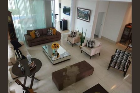Casa de condomínio à venda com 350m², 4 quartos e 4 vagas