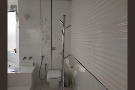 Casa de condomínio à venda com 350m², 4 quartos e 4 vagas