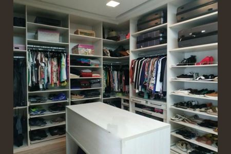 Casa de condomínio à venda com 350m², 4 quartos e 4 vagas