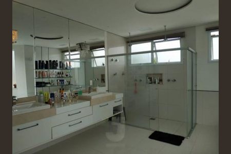 Casa de condomínio à venda com 350m², 4 quartos e 4 vagas