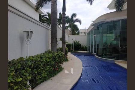 Casa de condomínio à venda com 350m², 4 quartos e 4 vagas