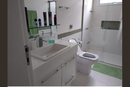 Casa de condomínio à venda com 350m², 4 quartos e 4 vagas