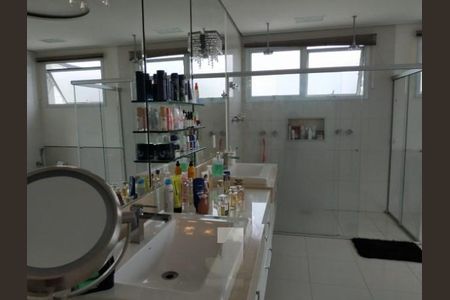 Casa de condomínio à venda com 350m², 4 quartos e 4 vagas