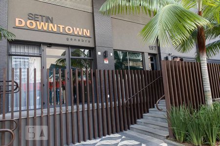 Apartamento à venda com 50m², 1 quarto e sem vaga Apartamento à venda com 50m², 1 quarto e sem vagaFachada e portaria