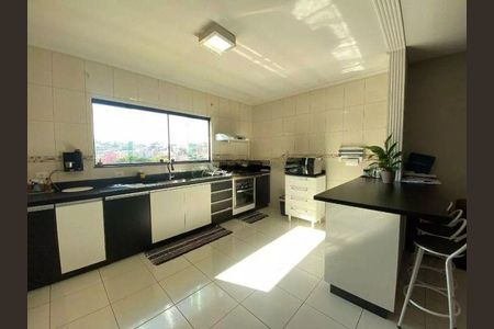 Casa à venda com 420m², 3 quartos e 5 vagas