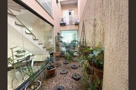 Casa à venda com 420m², 3 quartos e 5 vagas