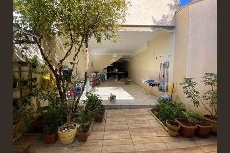 Casa à venda com 420m², 3 quartos e 5 vagas