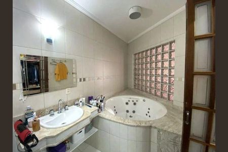 Casa à venda com 420m², 3 quartos e 5 vagas