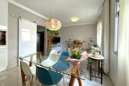 Sala de apartamento à venda com 2 quartos, 75m² em Coracao de Jesus, Belo Horizonte