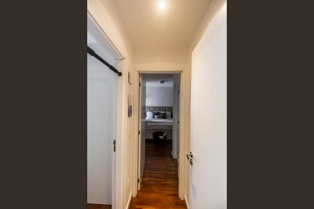 Apartamento à venda com 80m², 2 quartos e 2 vagas Apartamento à venda com 80m², 2 quartos e 2 vagasCorredor