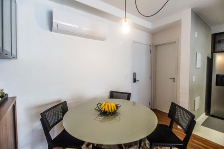 Apartamento à venda com 80m², 2 quartos e 2 vagas Apartamento à venda com 80m², 2 quartos e 2 vagasSala