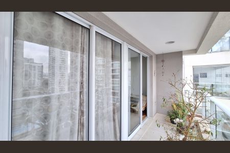 Apartamento à venda com 55m², 2 quartos e 1 vagaVaranda