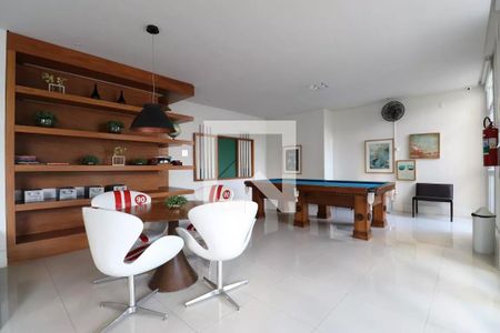 Apartamento à venda com 55m², 2 quartos e 1 vagaÁrea comum