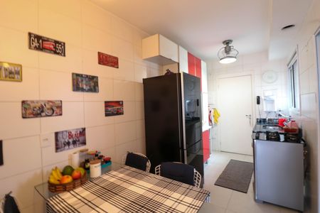 Apartamento para alugar com 117m², 4 quartos e 2 vagasCozinha