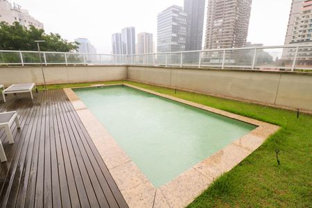 Apartamento para alugar com 117m², 4 quartos e 2 vagasÁrea comum - Piscina