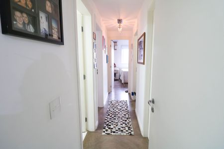 Apartamento para alugar com 117m², 4 quartos e 2 vagasCorredor