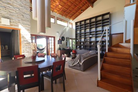 Sala de casa de condomínio para alugar com 4 quartos, 1000m² em Royal Park, Ribeirão Preto