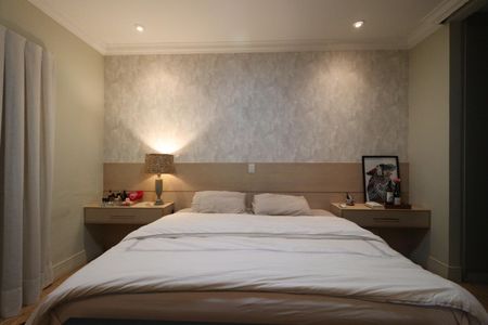 Casa de condomínio para alugar com 1000m², 4 quartos e 6 vagasSuíte 3