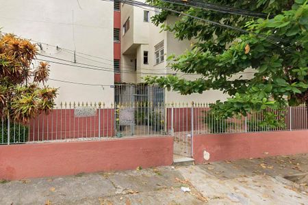 Apartamento para alugar com 60m², 2 quartos e sem vagaFachada