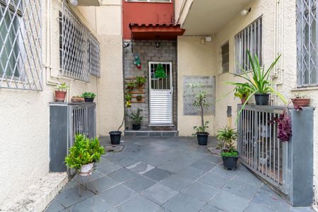 Apartamento para alugar com 60m², 2 quartos e sem vagaÁrea comum - Hall da entrada