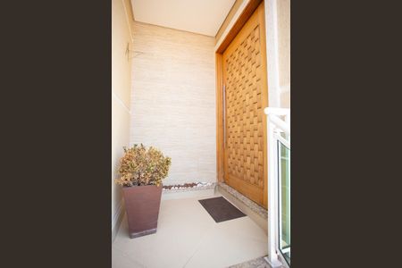 Casa para alugar com 150m², 3 quartos e 3 vagas Casa para alugar com 150m², 3 quartos e 3 vagasÁrea comum