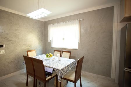 Casa para alugar com 150m², 3 quartos e 3 vagas Casa para alugar com 150m², 3 quartos e 3 vagascozinha
