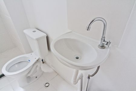 Apartamento à venda com 33m², 2 quartos e sem vagaBanheiro