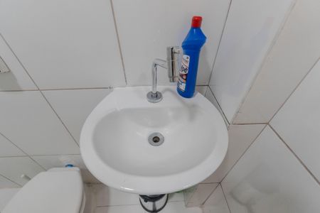 Banheiro de kitnet/studio para alugar com 1 quarto, 34m² em Bela Vista, São Paulo