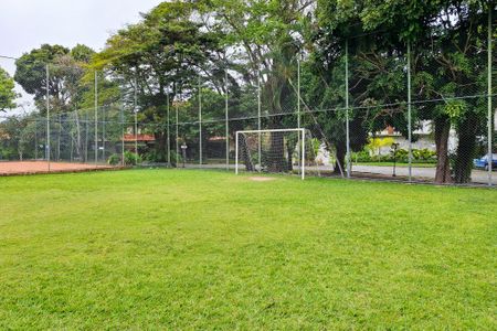 Casa de condomínio à venda com 380m², 4 quartos e 3 vagas Casa de condomínio à venda com 380m², 4 quartos e 3 vagasÁrea comum