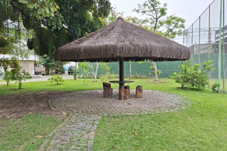 Casa de condomínio à venda com 380m², 4 quartos e 3 vagas Casa de condomínio à venda com 380m², 4 quartos e 3 vagasÁrea comum