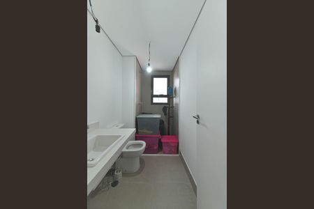 Apartamento para alugar com 137m², 2 quartos e 2 vagasBanheiro 2 da Suíte 2