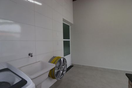 Apartamento à venda com 90m², 2 quartos e 1 vagaÁrea de Serviço