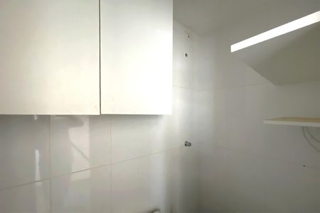Apartamento à venda com 104m², 3 quartos e 2 vagas Apartamento à venda com 104m², 3 quartos e 2 vagasBanheiro de serviço