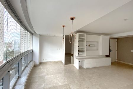 Apartamento à venda com 104m², 3 quartos e 2 vagas Apartamento à venda com 104m², 3 quartos e 2 vagasVaranda da Sala