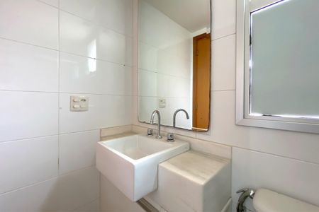 Apartamento à venda com 104m², 3 quartos e 2 vagas Apartamento à venda com 104m², 3 quartos e 2 vagasBanheiro