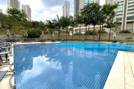 Apartamento à venda com 104m², 3 quartos e 2 vagas Apartamento à venda com 104m², 3 quartos e 2 vagasÁrea comum - Piscina