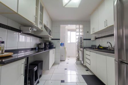 Apartamento à venda com 80m², 3 quartos e 2 vagas Apartamento à venda com 80m², 3 quartos e 2 vagasCozinha