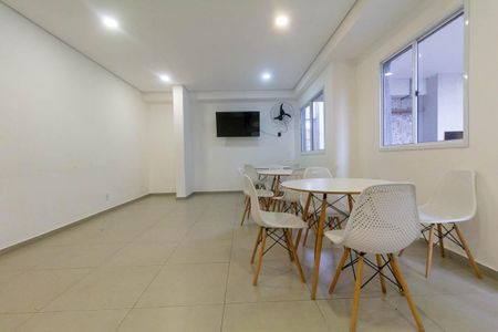 Studio para alugar com 27m², 1 quarto e sem vagaÁrea comum - Salão de festas