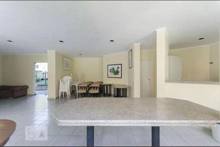 Apartamento à venda com 70m², 2 quartos e 1 vaga Apartamento à venda com 70m², 2 quartos e 1 vagaÁrea comum - Salão de festas