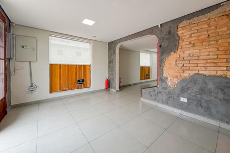 Casa à venda com 128m², 3 quartos e sem vaga Casa à venda com 128m², 3 quartos e sem vagaSala