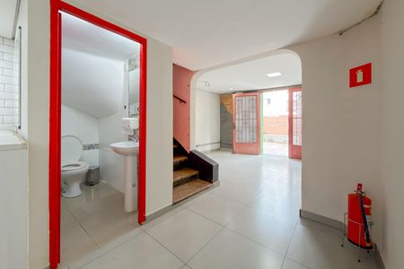 Casa à venda com 128m², 3 quartos e sem vaga Casa à venda com 128m², 3 quartos e sem vagaLavabo