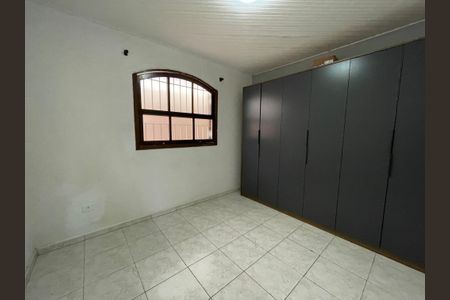Quarto 2 de casa para alugar com 2 quartos, 75m² em Jardim Rosalina, Cotia
