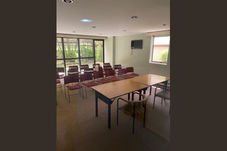 Apartamento à venda com 34m², 1 quarto e 1 vagaÁrea comum