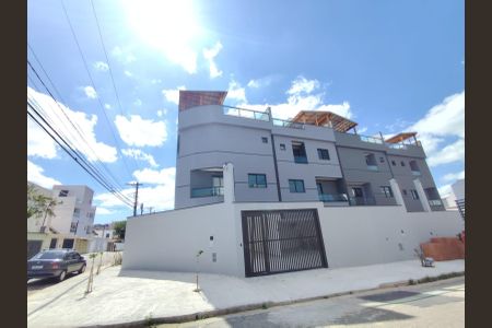 Casa à venda com 140m², 2 quartos e 4 vagas