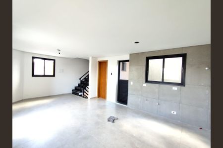Casa à venda com 2 quartos, 140m² em Vila Scarpelli, Santo André