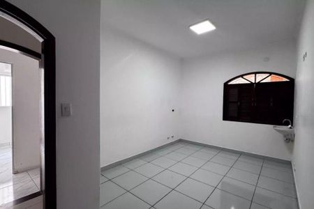 Casa à venda com 5 quartos, 320m² em Vila Santa Teresa, Santo André