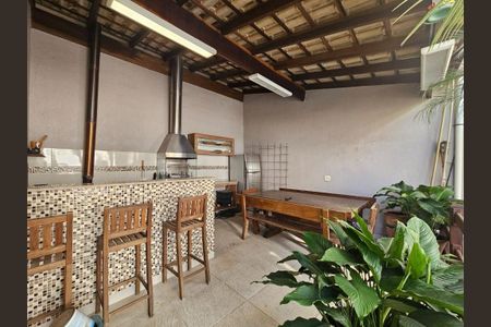 Casa à venda com 3 quartos, 134m² em Jardim Monte Kemel, São Paulo