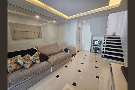 Casa à venda com 3 quartos, 134m² em Jardim Monte Kemel, São Paulo