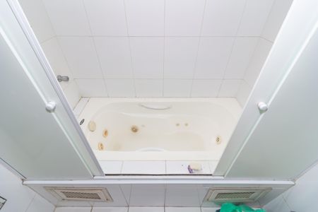 Casa à venda com 247m², 4 quartos e 2 vagas Casa à venda com 247m², 4 quartos e 2 vagasBanheiro 2