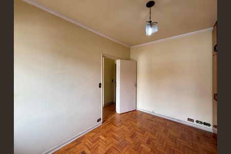 Casa à venda com 200m², 5 quartos e 4 vagas Casa à venda com 200m², 5 quartos e 4 vagasQuarto 2